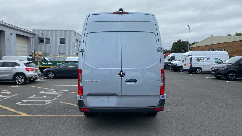 Mercedes-Benz Sprinter 315Cdi L2 Diesel Rwd 3.5t H2 Pro Van